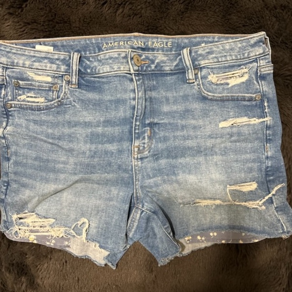 AE shorts